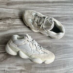 Adidas Yeezy 500 Blush Size 6 Men’s/ 7.5 Women’s